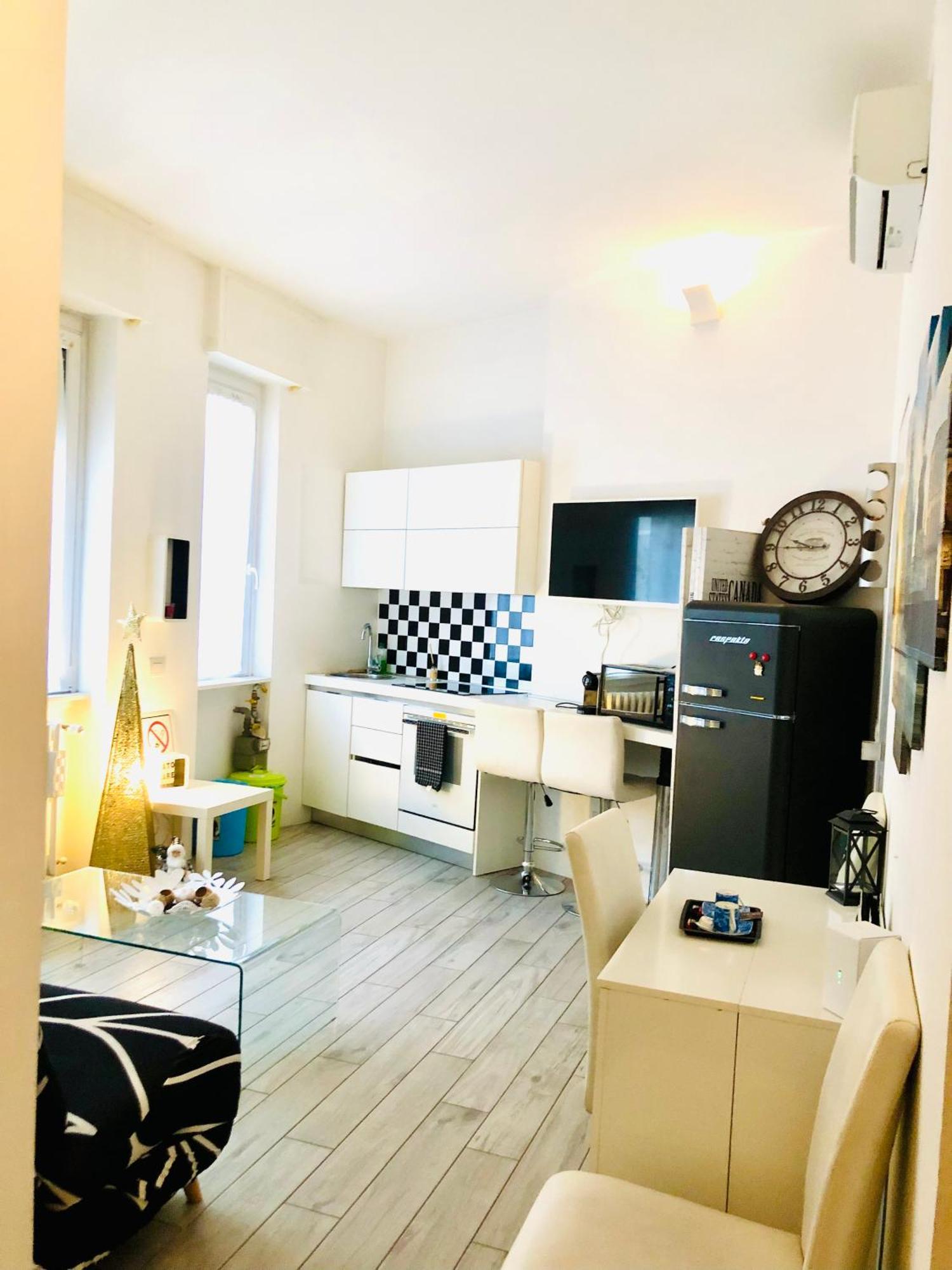 לינה וארוחת בוקר מילאנו Joo'S Flat מראה חיצוני תמונה